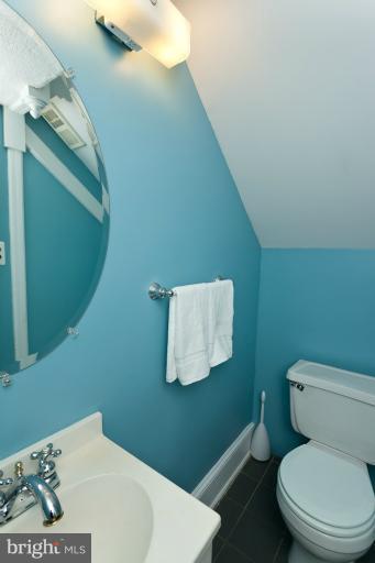 3636 Roland Avenue Baltimore, MD 21211 - Photo 13 of 30 Bath