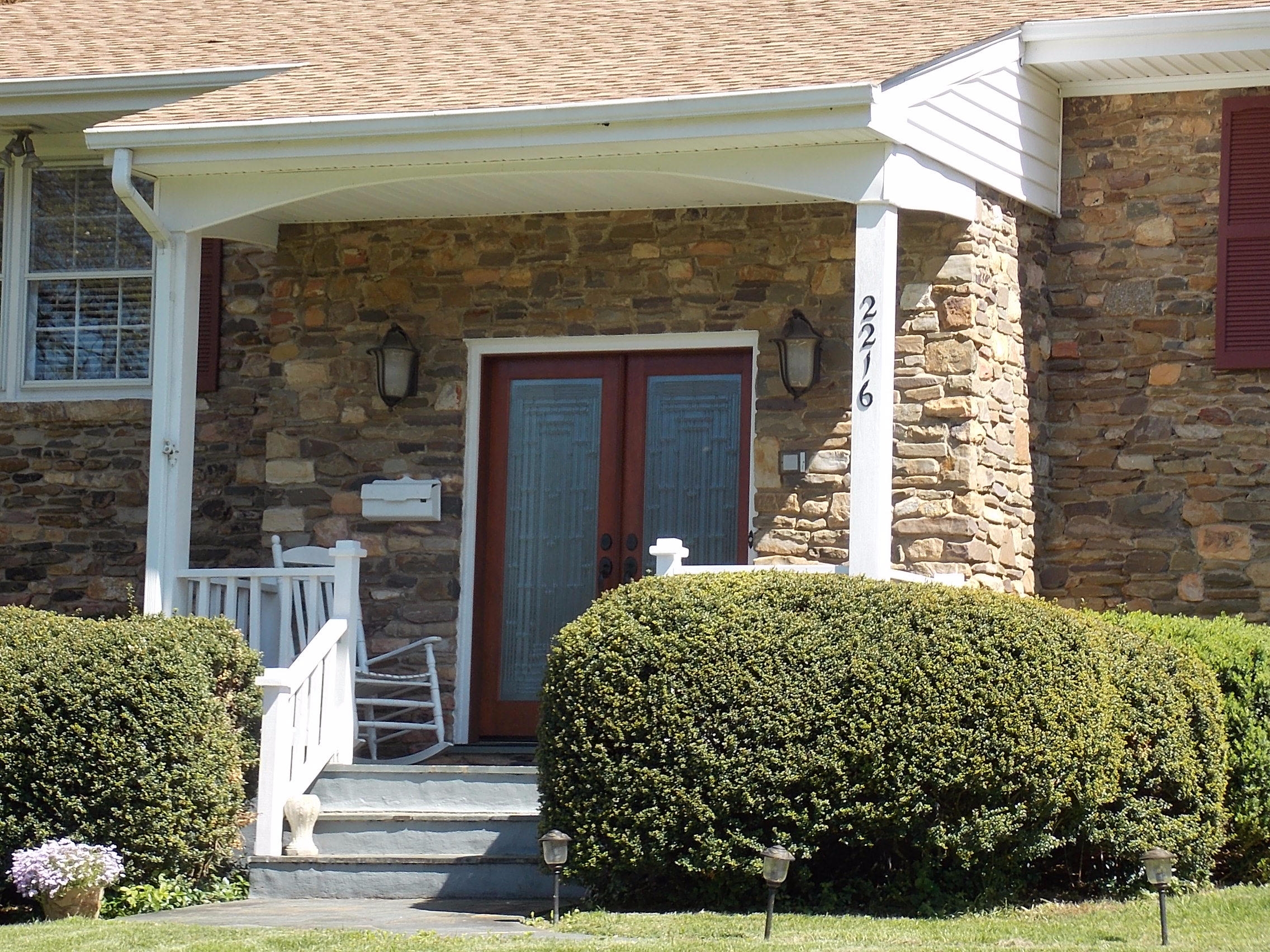 2216 Blenheim Road Southwest Roanoke, VA 24015 - Photo 2 of 23 Front Porch