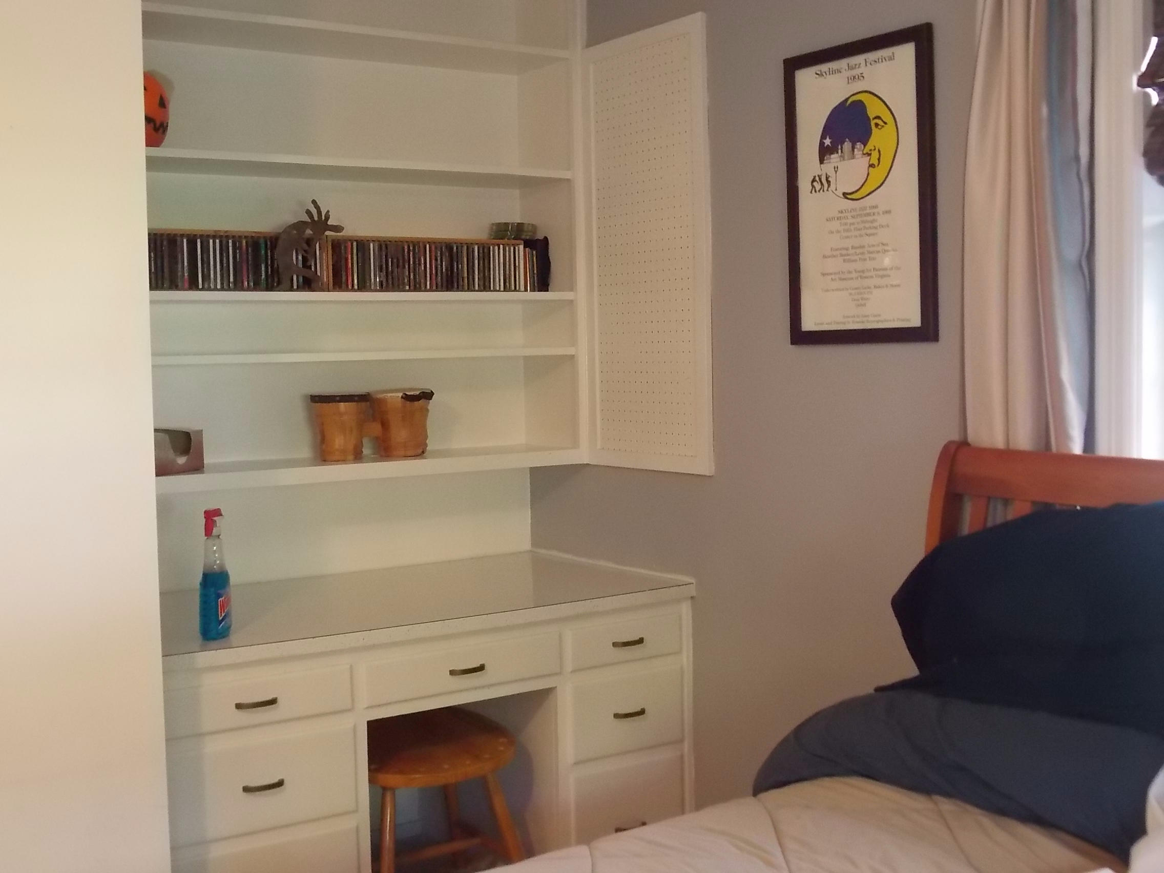 2216 Blenheim Road Southwest Roanoke, VA 24015 - Photo 19 of 23 Bedroom Built in
