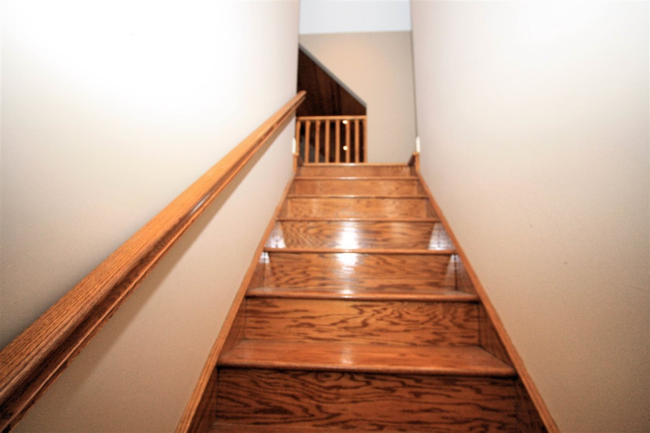 6810 Oakley Palestine Road Raymond, MS 39154 - Photo 12 of 43 Going up to 2nd floor