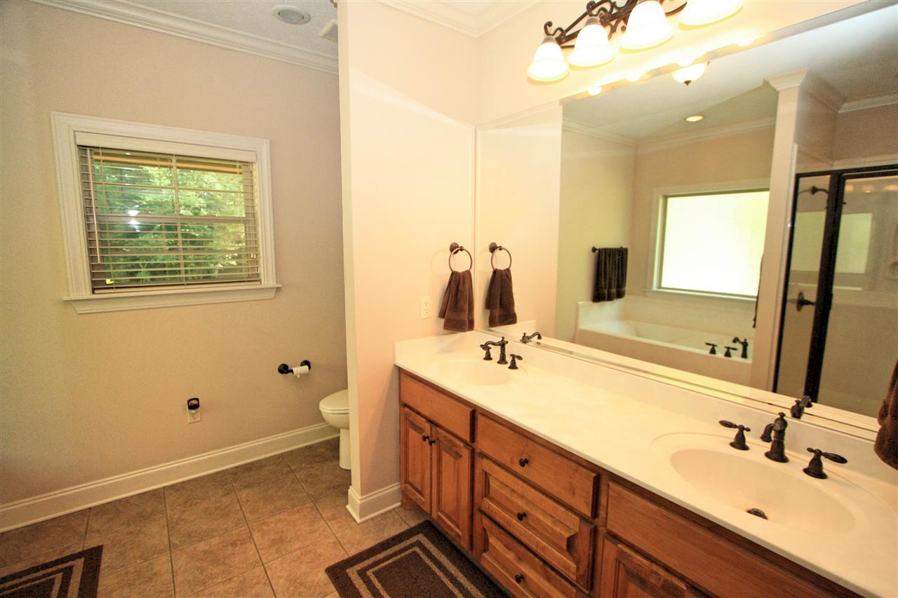 6810 Oakley Palestine Road Raymond, MS 39154 - Photo 17 of 43 Double Vanities