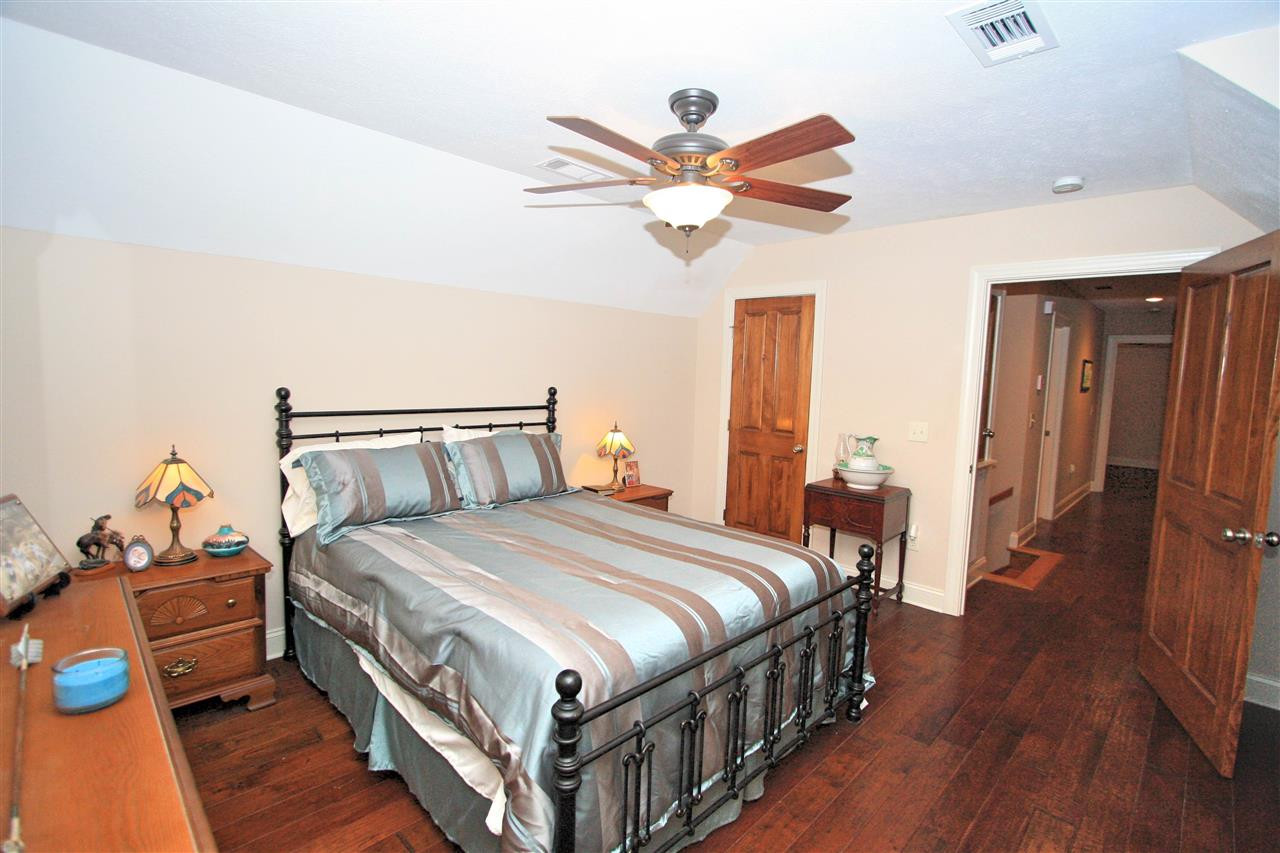 6810 Oakley Palestine Road Raymond, MS 39154 - Photo 29 of 43 Upstairs bedroom #2