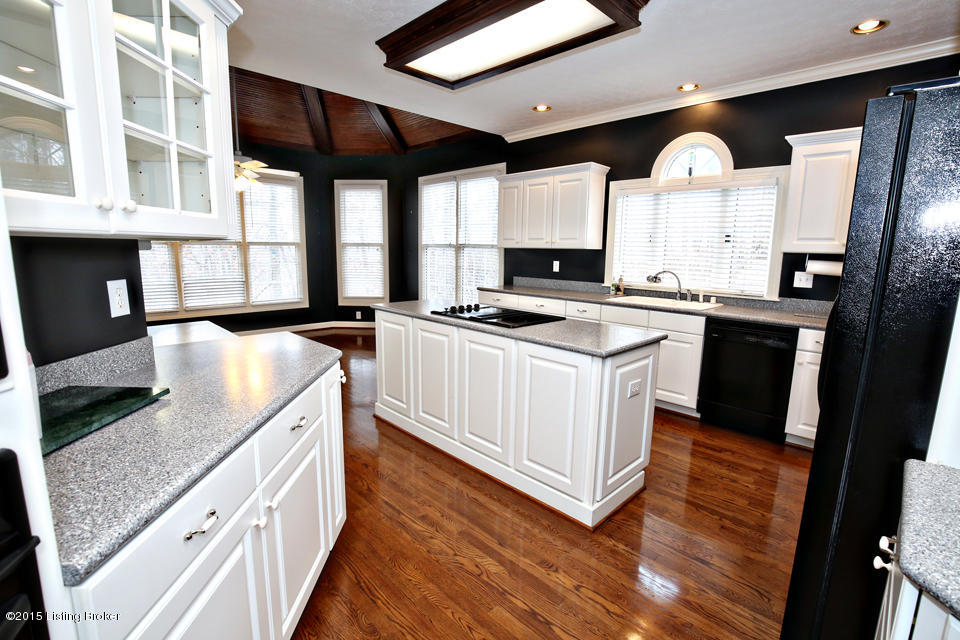 7801 Riva Ridge Road Louisville, KY 40214 - Photo 5 of 46 LREP3864