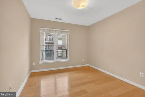 $439,900 | 501 Hungerford Drive, Unit 270, Rockville, MD 20850