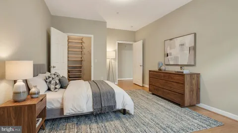 $439,900 | 501 Hungerford Drive, Unit 270, Rockville, MD 20850