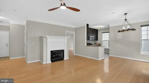 $439,900 | 501 Hungerford Drive, Unit 270, Rockville, MD 20850