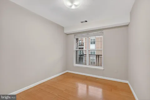 $439,900 | 501 Hungerford Drive, Unit 270, Rockville, MD 20850