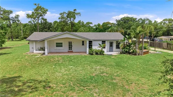 $699,000 | 1290 St Clair Shores Road, Naples, FL 34104