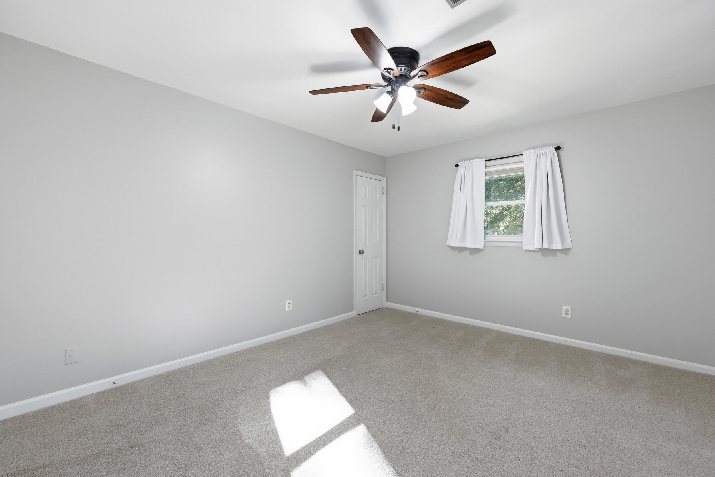 120 Rosa Street Summerville, SC 29483 - Photo 25 of 40 25_ru4a7478