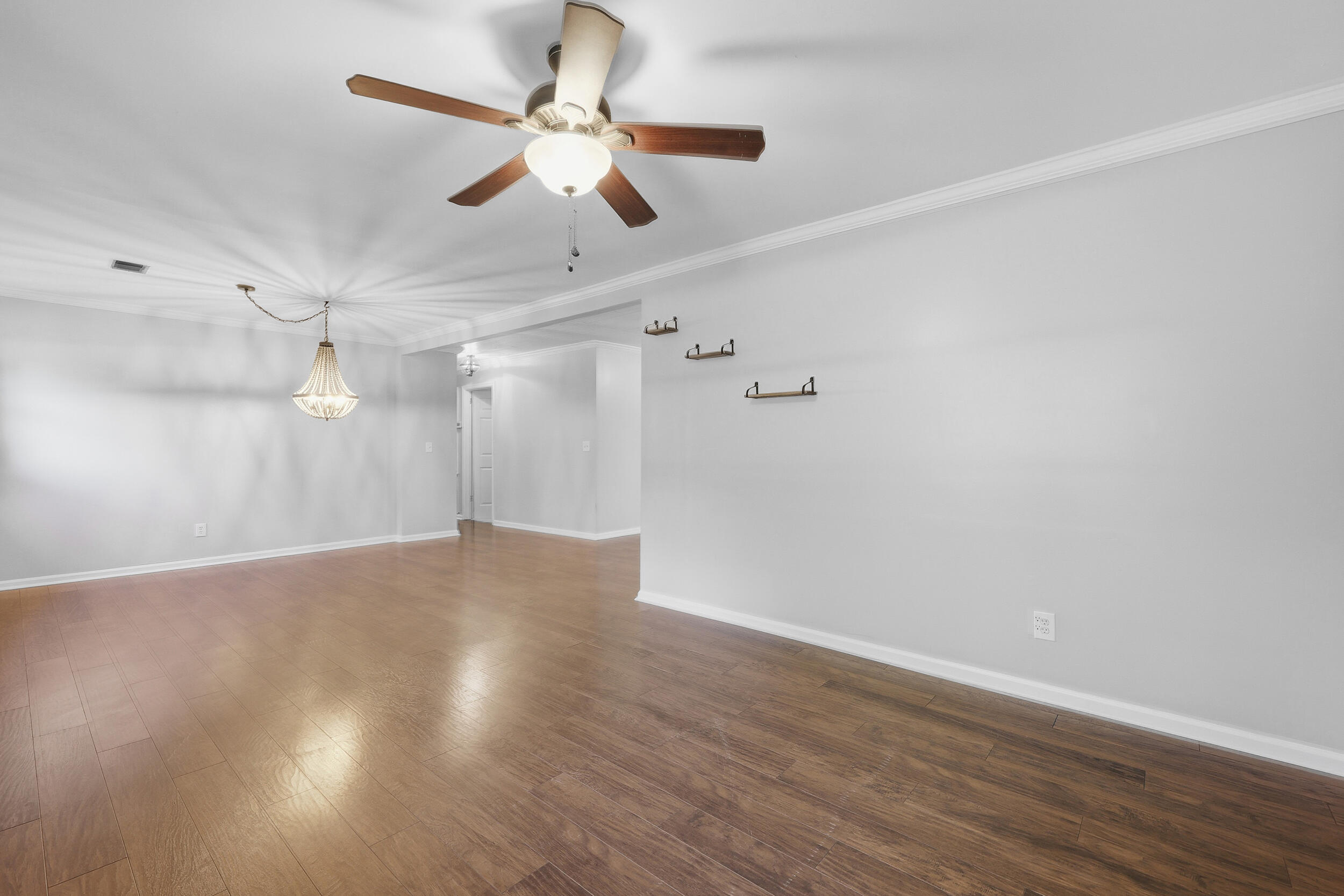 120 Rosa Street Summerville, SC 29483 - Photo 7 of 40 7_ru4a7373