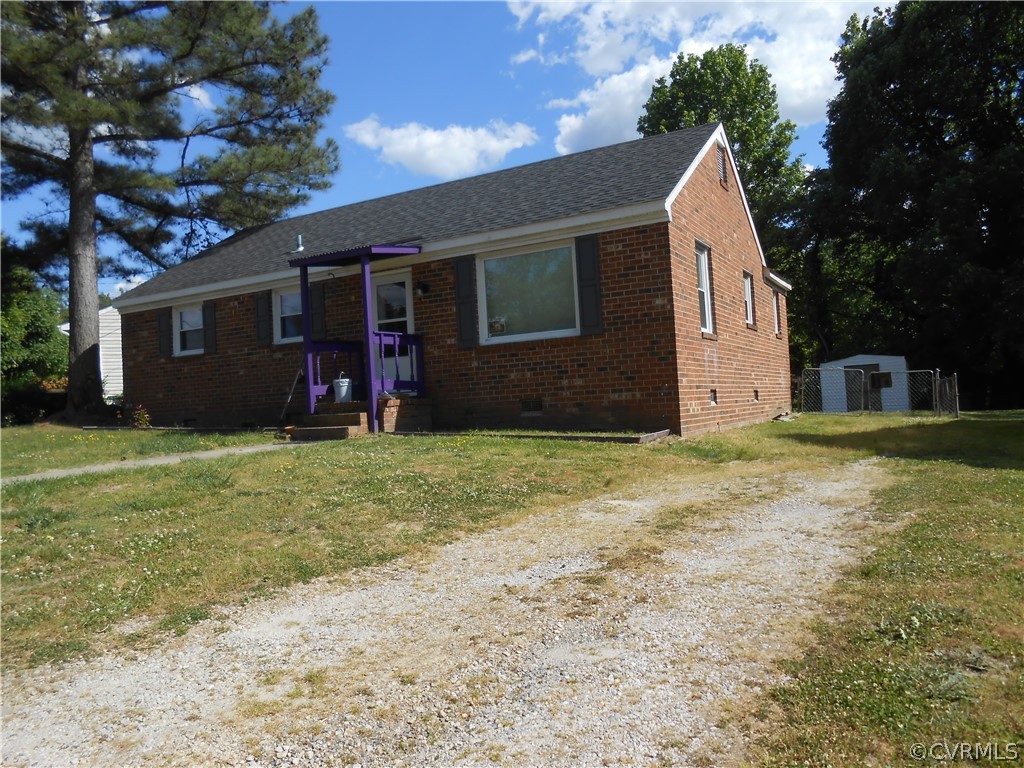 526 North Azalea Road Petersburg, VA 23805 - Photo 3 of 24 Gallery Image 3