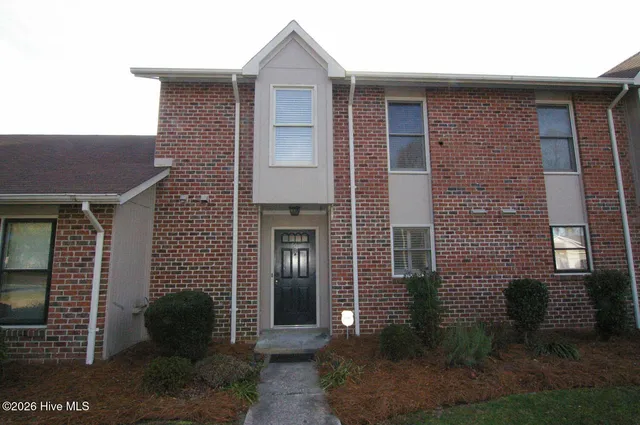 $1,500 | 1968 Quail Ridge Road, Unit B, Greenville, NC 27858