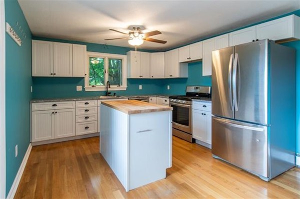 289 Lee Hook Road Lee, NH 03861 - Photo 3 of 23 Gallery Image 3