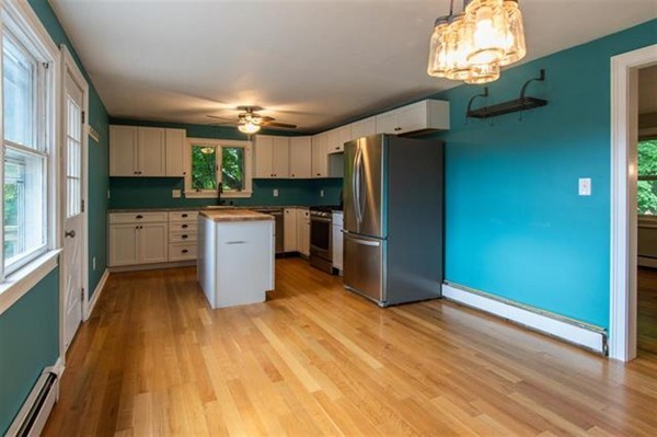 289 Lee Hook Road Lee, NH 03861 - Photo 4 of 23 Gallery Image 4