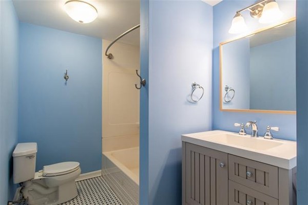 289 Lee Hook Road Lee, NH 03861 - Photo 9 of 23 Gallery Image 9