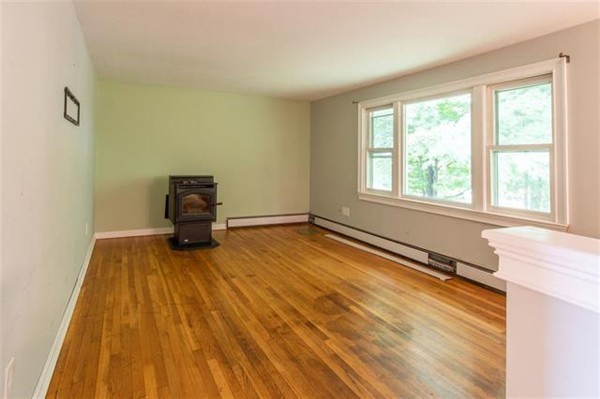 289 Lee Hook Road Lee, NH 03861 - Photo 10 of 23 Gallery Image 10