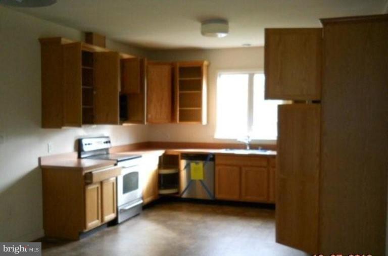 5 Morrisway Road Owings Mills, MD 21117 - Photo 4 of 20 Kitchen