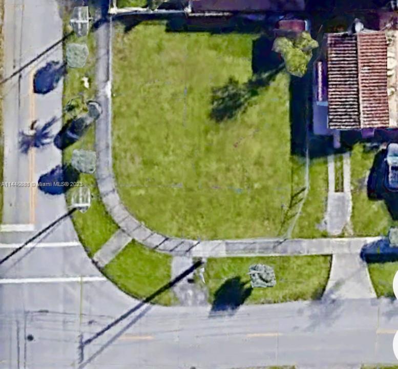 3940 Southwest 5th Ter  