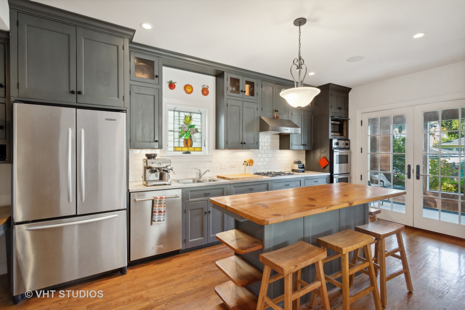 2313 Thayer Street Evanston, IL 60201 - Photo 5 of 10