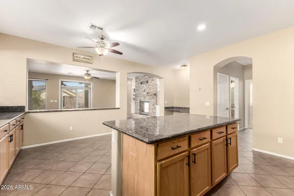 $1,995 | 202 East Rock Wren Drive, San Tan Valley, AZ 85143