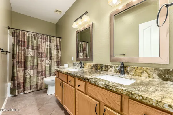 $1,995 | 202 East Rock Wren Drive, San Tan Valley, AZ 85143