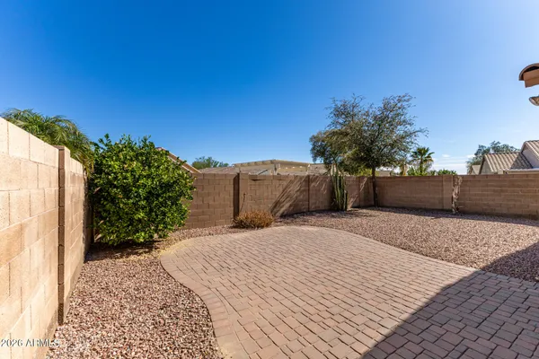$1,995 | 202 East Rock Wren Drive, San Tan Valley, AZ 85143