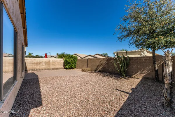 $1,995 | 202 East Rock Wren Drive, San Tan Valley, AZ 85143
