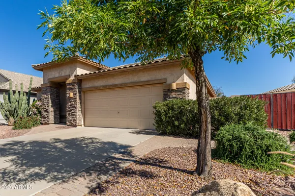 $1,995 | 202 East Rock Wren Drive, San Tan Valley, AZ 85143