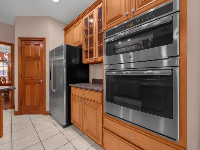 $775,000 | 24347 Park Pl Estates Drive, Lawrenceburg, IN 47025