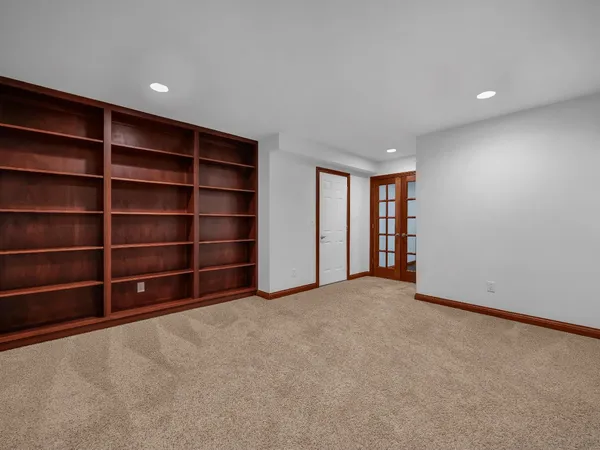 $775,000 | 24347 Park Pl Estates Drive, Lawrenceburg, IN 47025