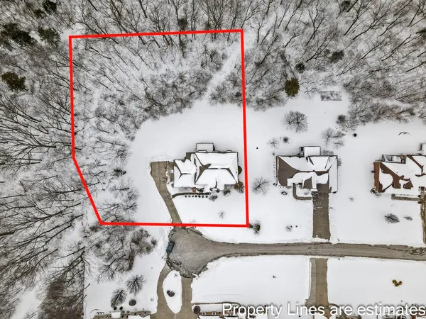 $749,000 | 24347 Park Pl Estates Drive, Lawrenceburg, IN 47025