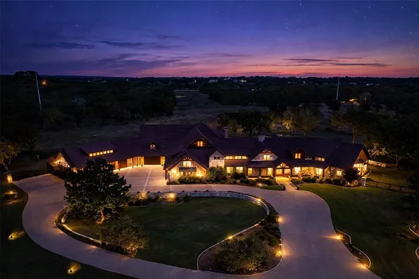 a living room with furniture or fireplace and a large window