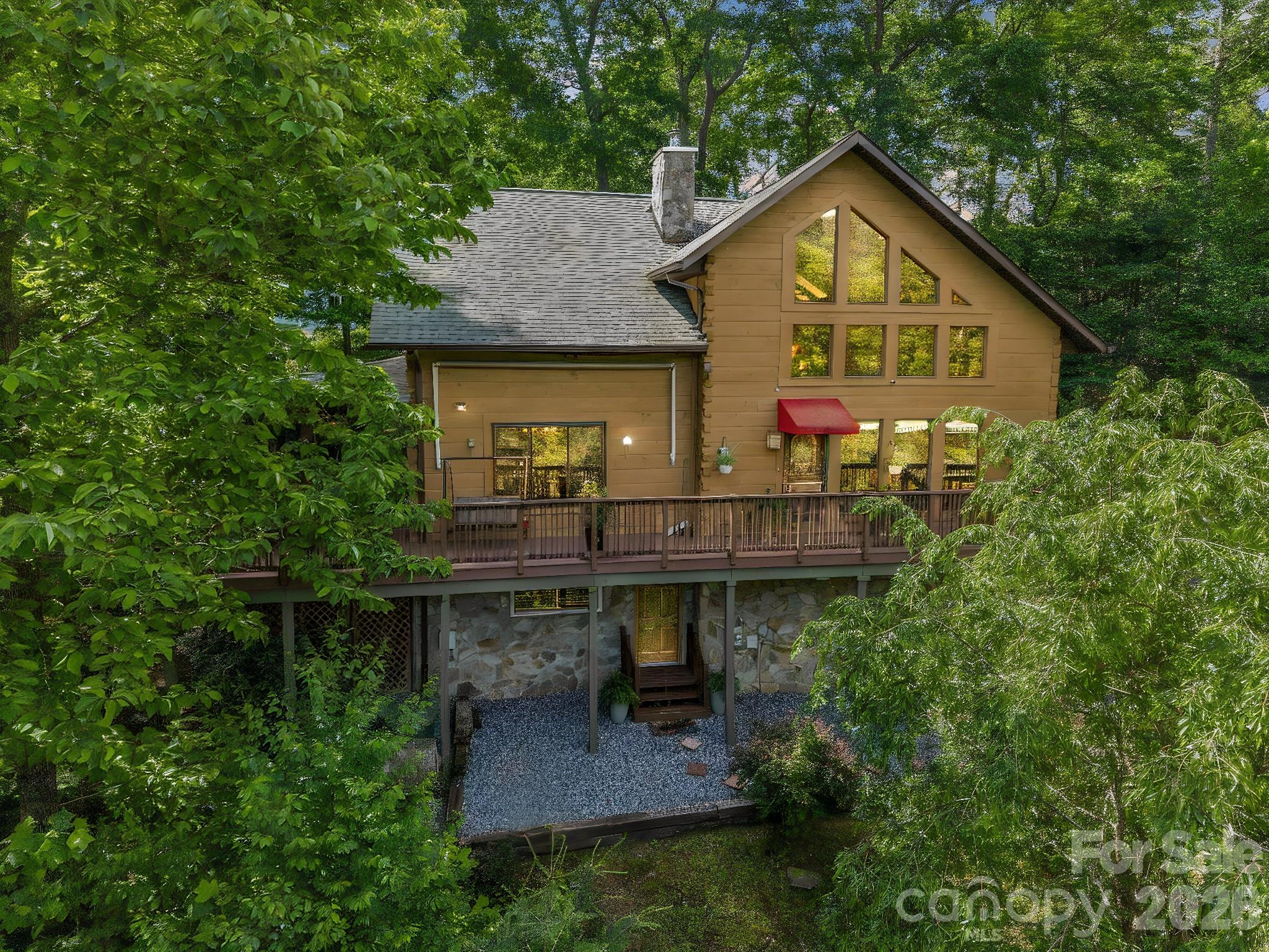 247 Woods Road Spruce Pine, NC 28777 - Photo 3 of 24