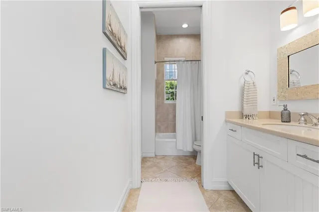 $3,249,000 | 505 Harbour Drive, Naples, FL 34103