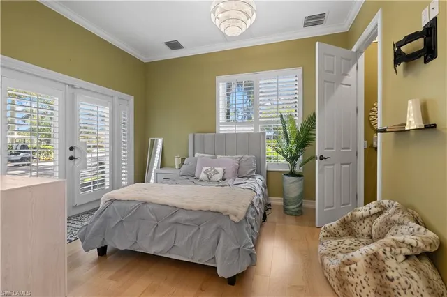 $3,249,000 | 505 Harbour Drive, Naples, FL 34103