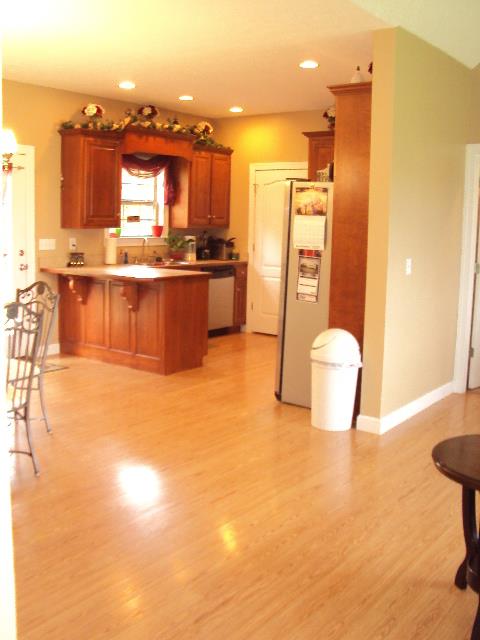 626 Tuck Road Lafayette, TN 37083 - Photo 3 of 16 Gallery Image 3