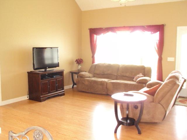 626 Tuck Road Lafayette, TN 37083 - Photo 4 of 16 Gallery Image 4