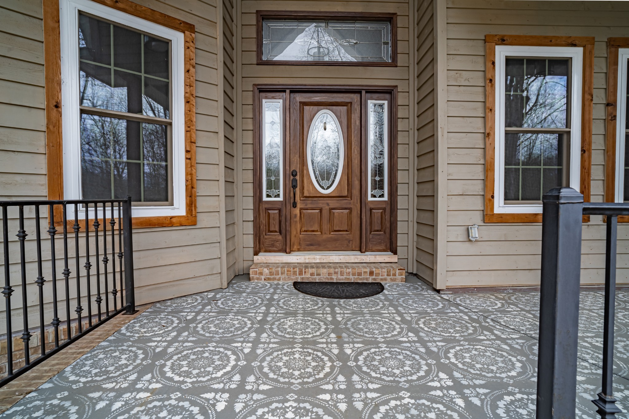 550 Laurel Crown Road Manchester, TN 37355 - Photo 21 of 87 a front view of a house with entryway
