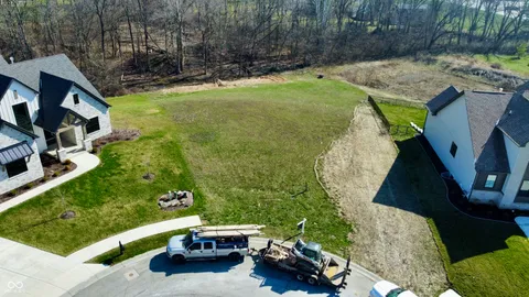 $450,000 | 11713 Ansley Drive, Zionsville, IN 46077