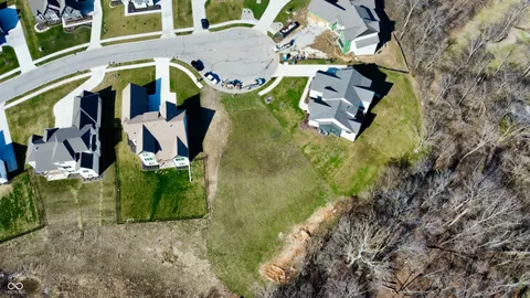 $450,000 | 11713 Ansley Drive, Zionsville, IN 46077