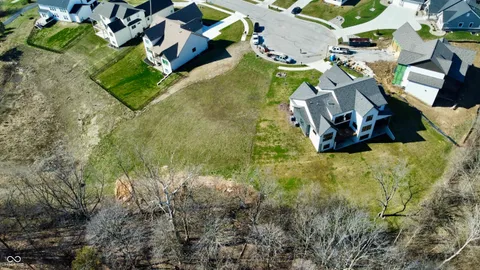 $450,000 | 11713 Ansley Drive, Zionsville, IN 46077