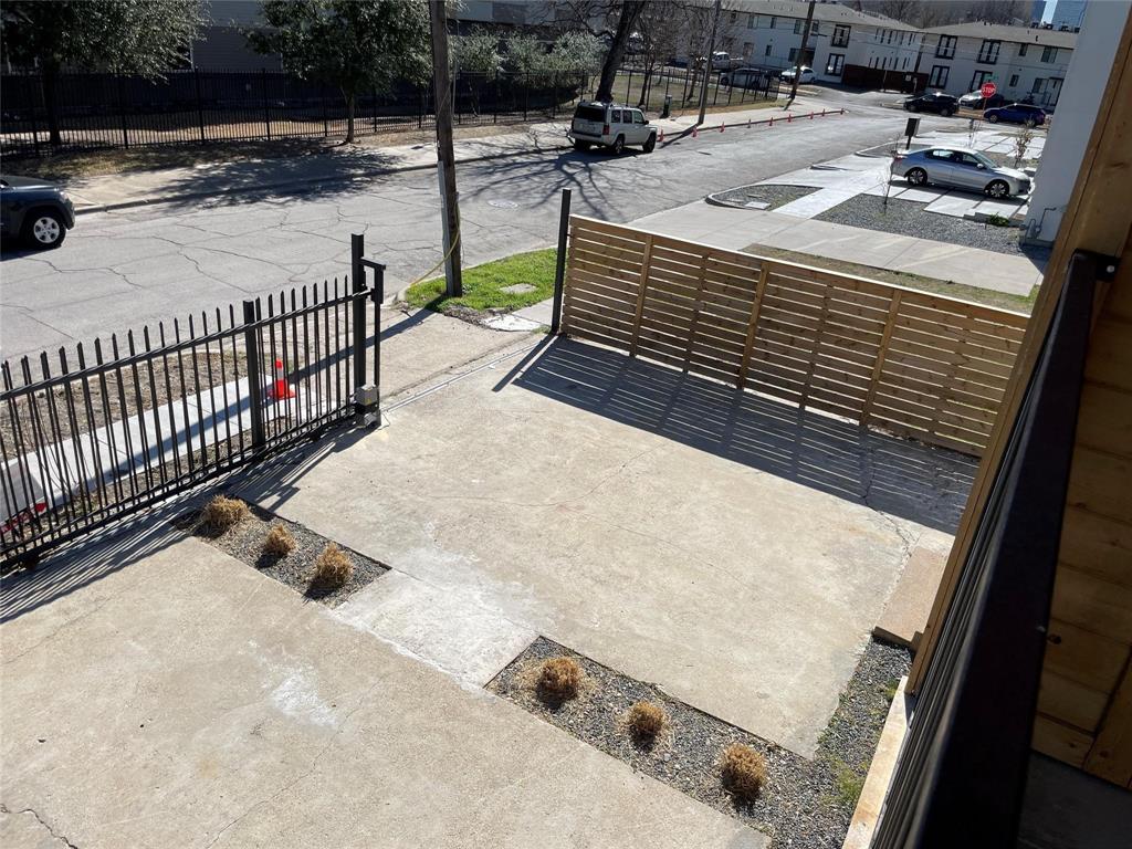 4609 Virginia Avenue, Unit 202 Dallas, TX 75204 - Photo 16 of 21 a view of a terrace with chairs
