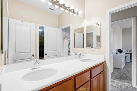 $915,000 | 25050 Cliffrose Street, Corona, CA 92883