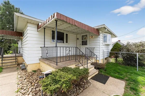 $185,000 | 422 Buckeye Street, Greensburg, PA 15601
