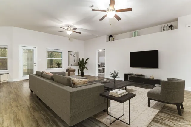 $389,000 | 155 Siskin Lane, Pensacola, FL 32503