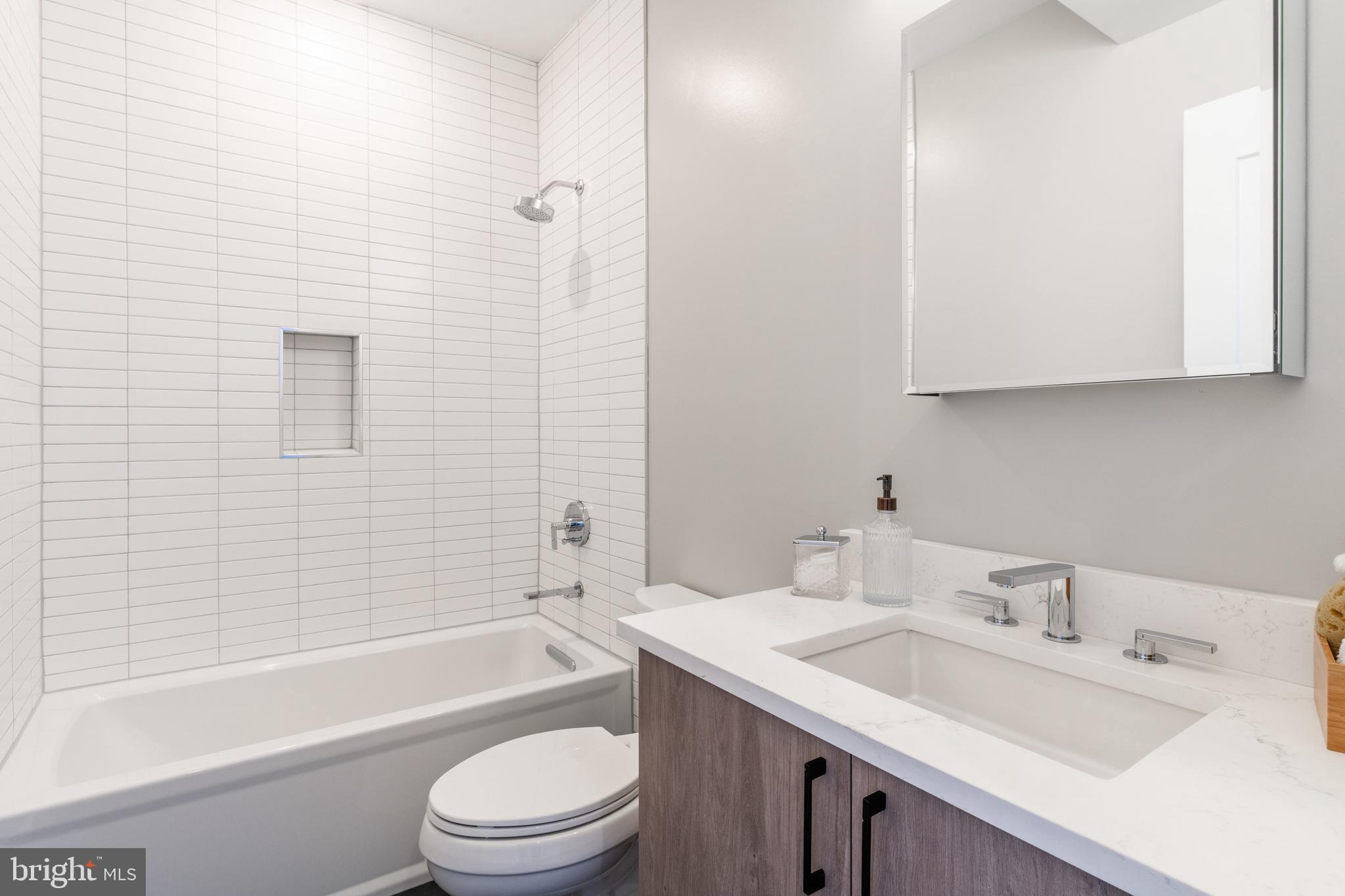 1737 10th Street Northwest, Unit B Washington, DC 20001 - Photo 17 of 21