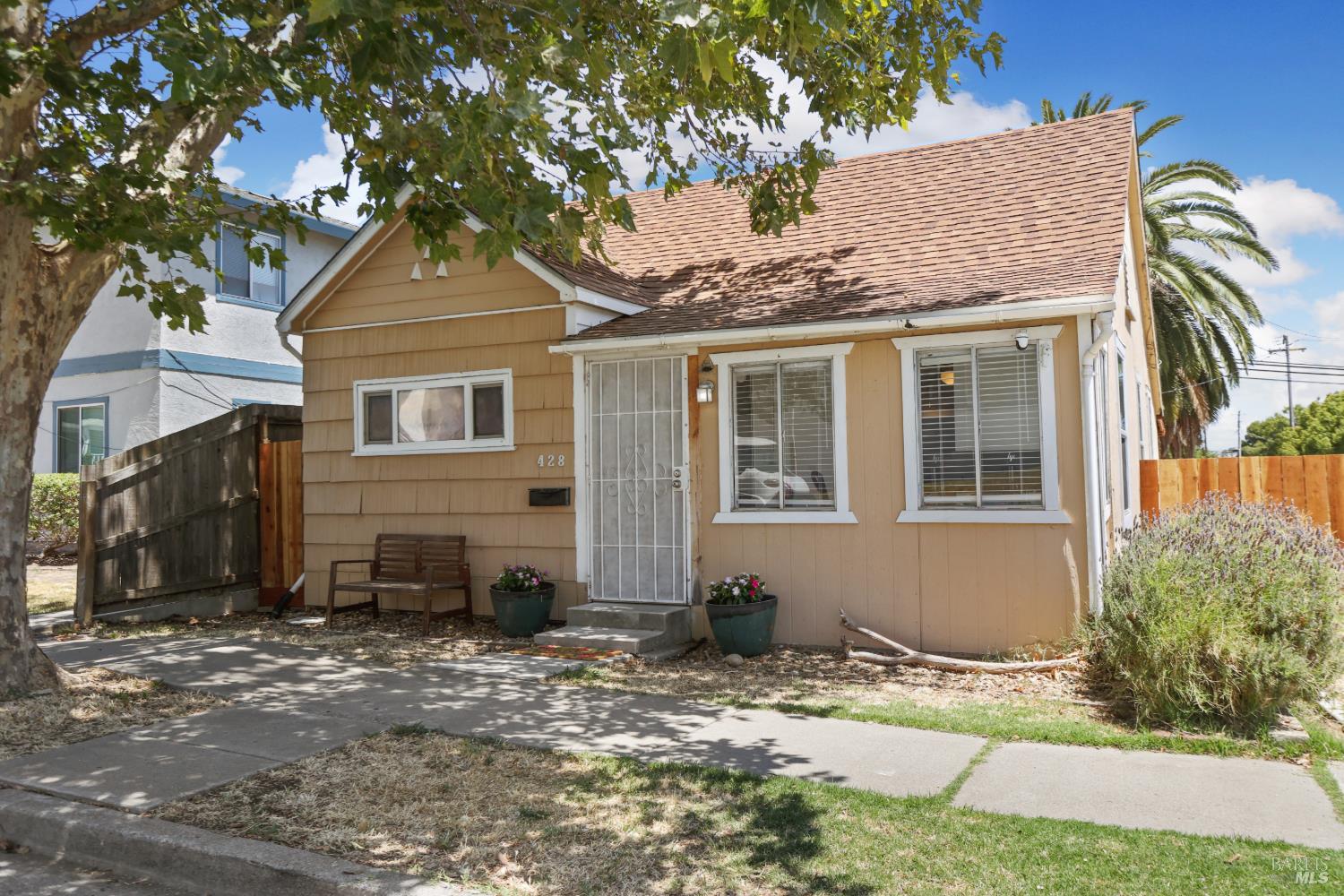 428 Montezuma Street Rio Vista, CA 94571 - Photo 3 of 20 Gallery Image 3