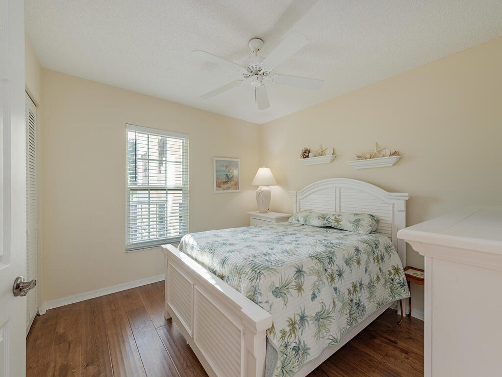 605 Augusta Boulevard, Unit 7 Naples, FL 34113 - Photo 9 of 12 605 Augusta Blvd Apt 7 Naples FL 34113 U