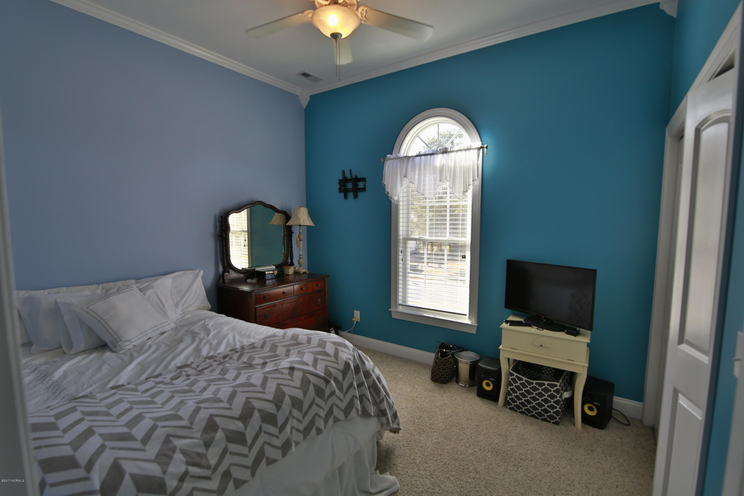 201 Brook Crossing Road Swansboro, NC 28584 - Photo 21 of 45 _P9A9122