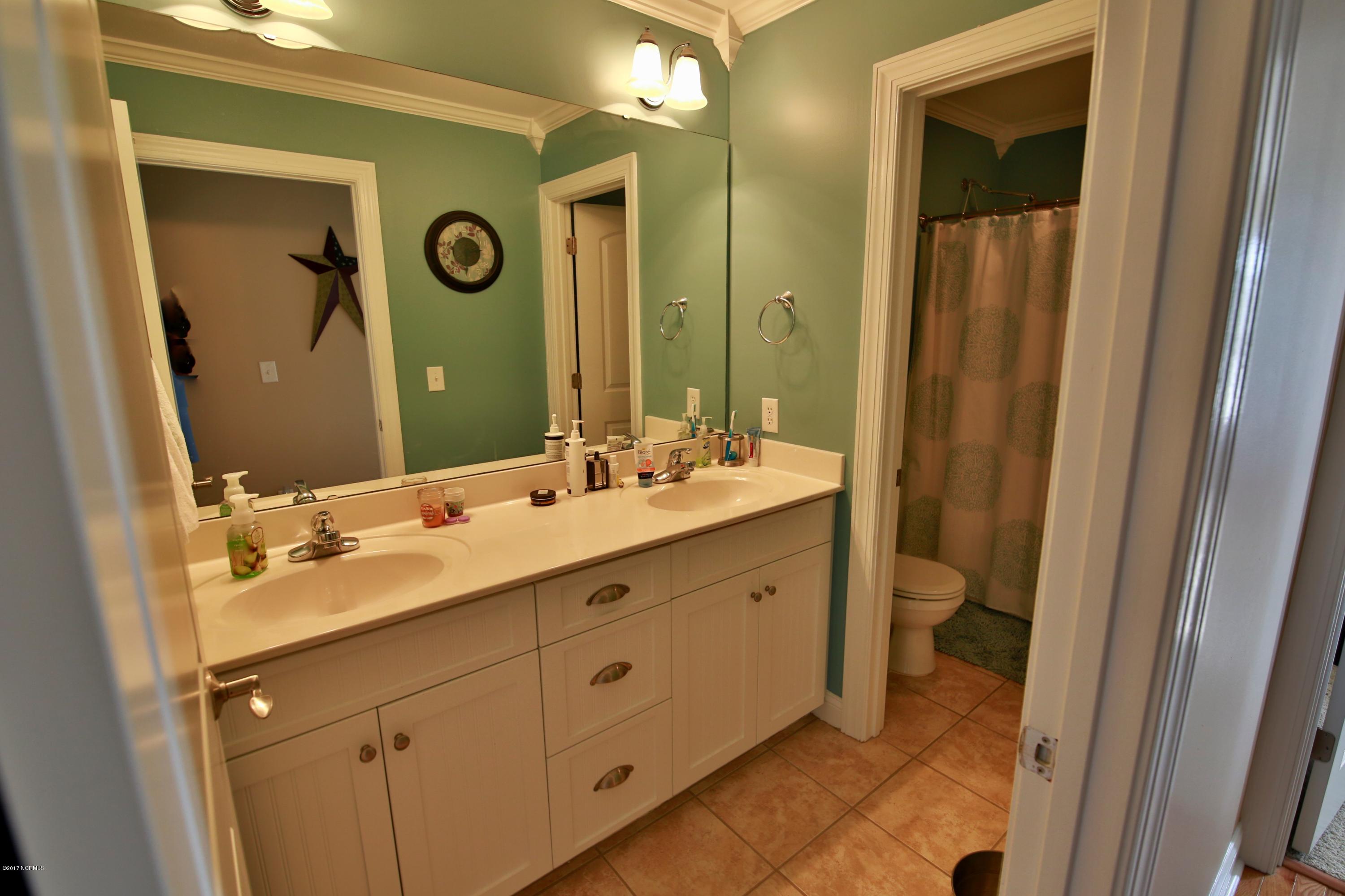 201 Brook Crossing Road Swansboro, NC 28584 - Photo 23 of 45 _P9A9134